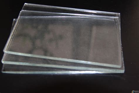 超白玻璃跟浮法玻璃差别大吗 超白玻璃和浮法玻璃比较哪个强度大,行业资讯-中玻网
