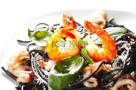 黑意大利面配海鲜日本料理工艺品高清摄影大图-千库网