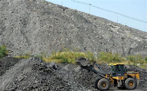 煤矸石常见的分类依据与方法—河南宏科重工机械设备有限公司