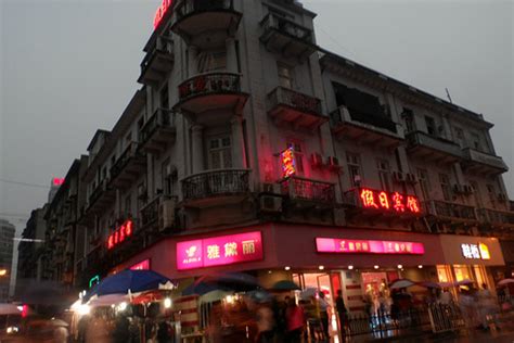 2023江汉路步行街-旅游攻略-门票-地址-问答-游记点评，武汉旅游旅游景点推荐-去哪儿攻略