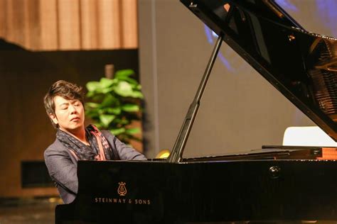著名钢琴家张放领衔演出中国钢琴独奏与室内乐作品音乐会_行业新闻_中音在线