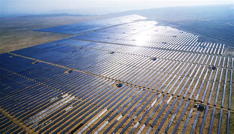 山西光伏发电再创新高 最大发电电力236.8万千瓦-杜鹃 景玉平-山西日报-太阳能发电网