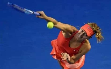 2015澳网女单决赛，小威两盘横扫莎娃夺冠 - 泰摩网球