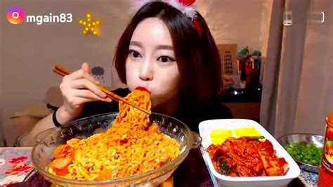 大胃王吃播美食温暖你韩国吃播大胃王Dorothy欧尼_腾讯视频
