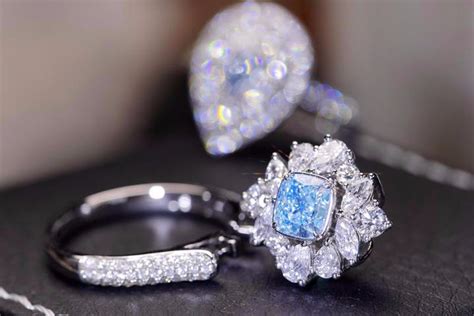 8.01ct「Sky Blue Diamond」蓝钻将在日内瓦拍卖：估价2500万美元 – 我爱钻石网官网