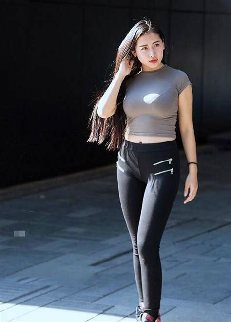 微胖温柔照片女生头像