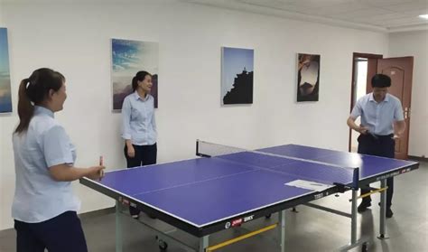 泓源公司乒乓球兴趣小组进行训练活动_市产投集团