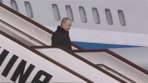 俄罗斯总统普京抵达北京_凤凰网视频_凤凰网