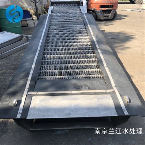 GSHZ-GSHZ回转式机械格栅清污机运行效果-南京兰江水处理设备有限公司