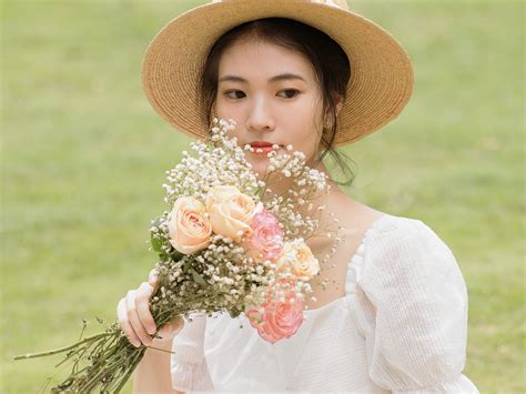 温柔法式拍照头像女生
