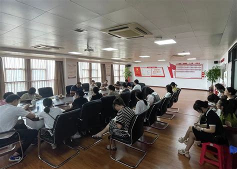 泰安长城中学开展上学期教学工作亮点展览活动