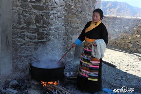 “可爱的中国”之藏族：这里的姑娘会织“彩虹”_时政速递 | BBRTV北部湾在线