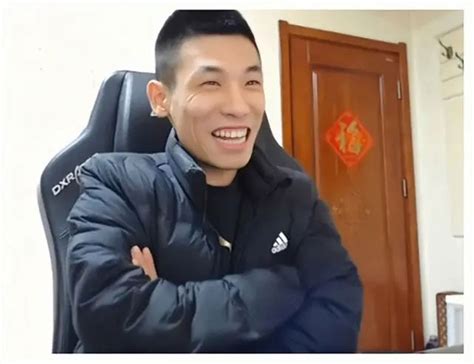 阿旭图片