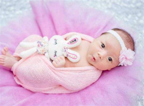 2020年十一国庆出生的女宝宝名字，有内涵典故的名字起名_华易网