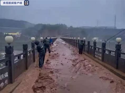 钱塘江流域暴发建国后第二大洪水 百年古桥被冲毁_新闻频道_中国青年网