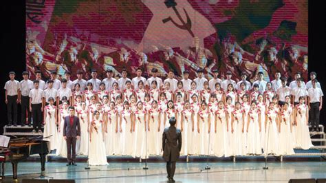 千人齐聚歌唱祖国 重庆大学举办大学生合唱展演 - 综合新闻 - 重庆大学新闻网
