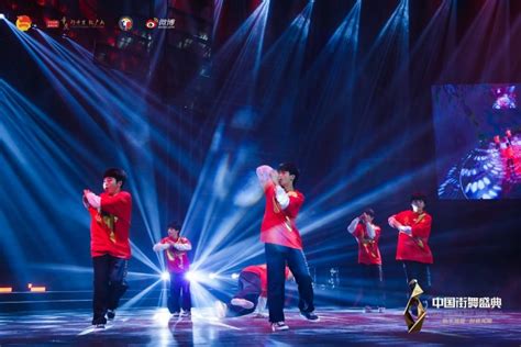 “星”光闪耀舞台 第六届重庆市舞台艺术之星获奖名单出炉_手机新浪网