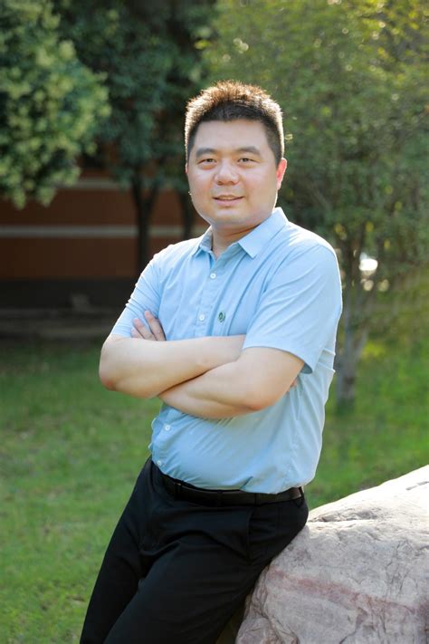 王磊-人员构成-凝聚态理论与计算重点实验室