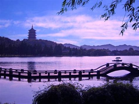 2022西湖门票,杭州西湖游玩攻略,西湖游览攻略路线/地址/门票价格-【去哪儿攻略】
