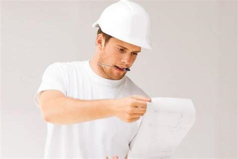 建筑工人多少（建筑工人多少岁算超龄） - 沈阳久诚企业管理服务有限公司