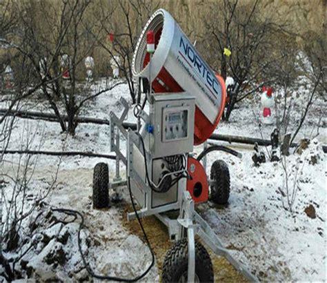 滑雪场专属造雪机 人工造雪机功能_造雪机_河南晋安机械科技有限公司