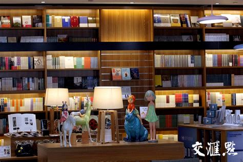 珠海24小时书店开店 每天都有人熬通宵看书_烟台文化网_胶东在线