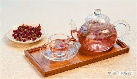 夏天适合喝什么花茶？这五种花茶清热去火解暑气，简直居家必备