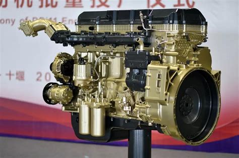 发动机升级，首次搭载48V，宝马新X5 M、X6 M发布_太平洋号