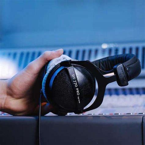 爱科技K52监听耳机怎么样 经典的监听耳机，AKG K52耳机体验_什么值得买