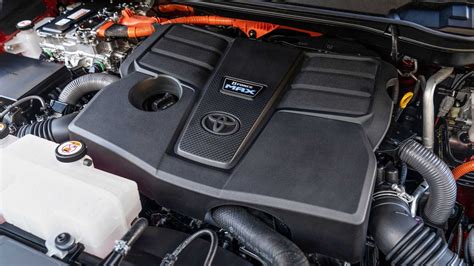 丰田2.0T的8AR-FTS发动机耐用吗，保养费用会不会很高？
