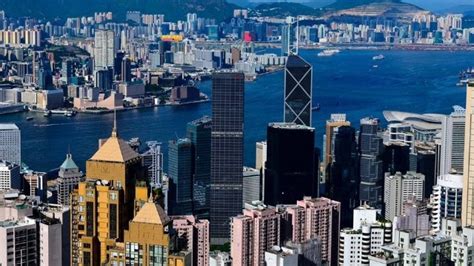 香港和上海哪个经济发达？哪个发展前景更好？
