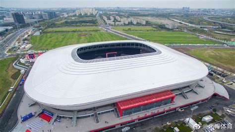 新赛季上海海港搬至上汽浦东足球场，申花将落户八万人体育场|新赛季|上海|体育场_新浪新闻
