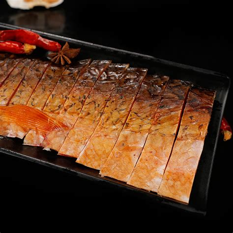 【红烧腊鱼的做法步骤图，红烧腊鱼怎么做好吃】KellyMJ_下厨房
