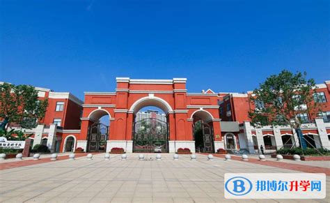武汉海淀外国语实验学校举办大型校园开放日 致力打造教育界“超级航母”_大武汉