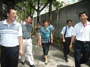 邓州市政府副市长刘红梅视察学校安全工作__财经头条