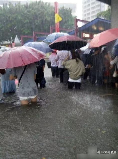 广州暴雨致水浸 交通大堵塞-首页-中国天气网