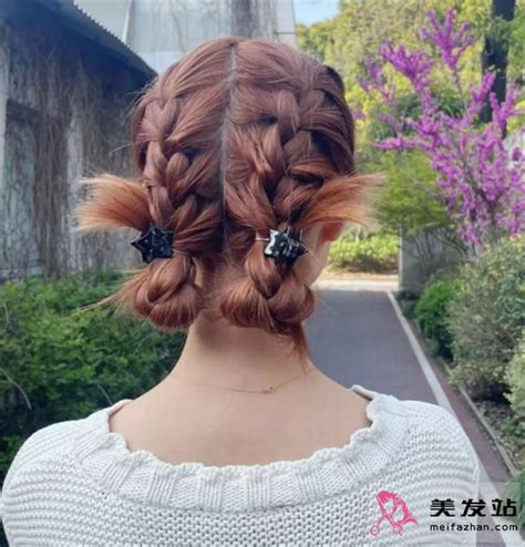 摇滚温柔发型女生头像