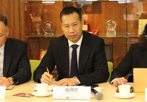 北京律协商事仲裁法律专业委员会到访北京仲裁委员会并座谈