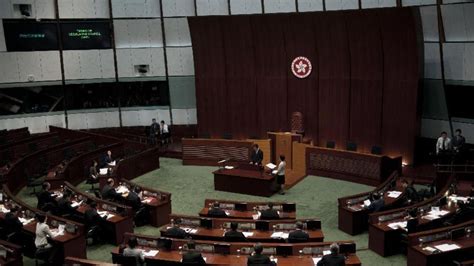 历史上的今天9月17日_1995年香港举行回归中国前，最后一届的立法局选举。