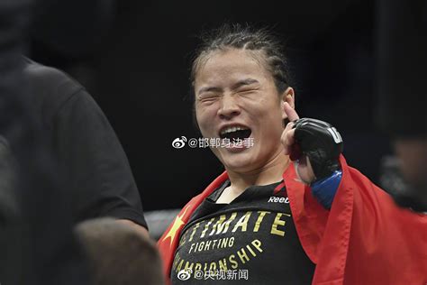 转起！祝贺！中国女拳手42秒战胜世界冠军|世界冠军|张伟丽|量级_新浪新闻