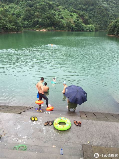 贵阳阿哈湖湿地公园游泳禁而不止-贵州旅游在线