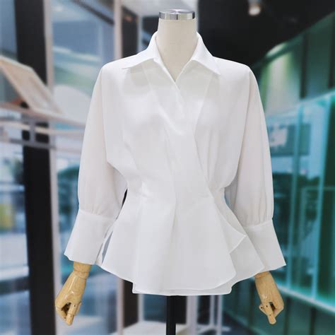 时尚减龄长袖白色衬衫女2022春季新款气质职业装衬衣休闲简约上衣-淘宝网