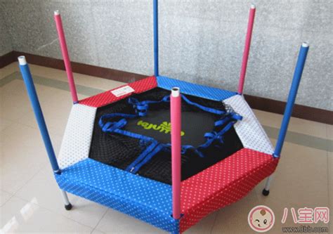 儿童蹦蹦床 安全升级 承重100公斤的软弹簧床 原装配扶手护栏-阿里巴巴