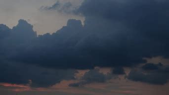 遮天蔽日的乌云,天空云彩,自然风景,摄影素材,汇图网www.huitu.com