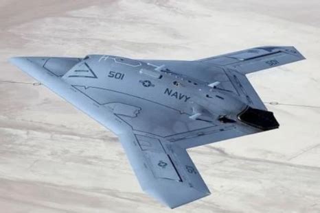 图文：X-47B无人机机翼特写_新浪军事_新浪网
