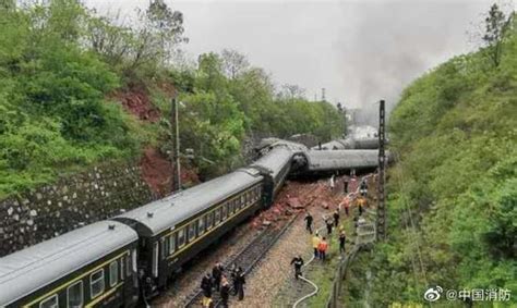 墨西哥火车或超速致脱轨 6死22伤-嵊州新闻网