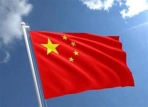 中国电信半年净利230亿增5.5%，天翼云与量子业务成破局新引擎 中国电信2025半年报 归母净利润增长 天翼云收入 量子通信业务 智算服务 产业数字化 算力经济 运营商转型 第1张