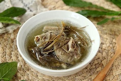 【健康】煲老鸭汤常用中药汤料，清热解毒的地胆头
