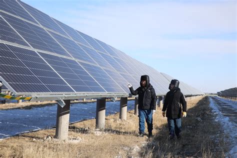 《人民日报》：内蒙古兴安盟科右中旗：光伏治沙 为绿色发展添动能