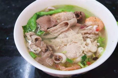 Phô Soup! 越南牛肉粉汤简易版的做法【步骤图】_菜谱_下厨房